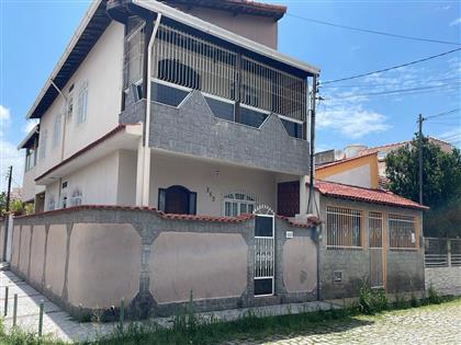 Casa à Venda