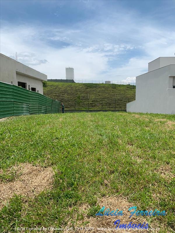 Terreno a Venda no Parque Ipiranga em Resende
