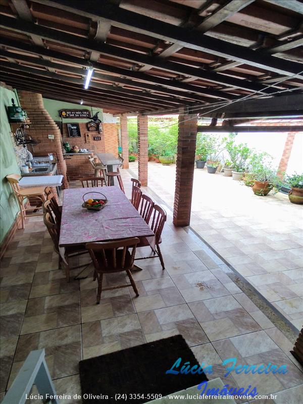 Casa para Alugar no Morada da Colina em Resende