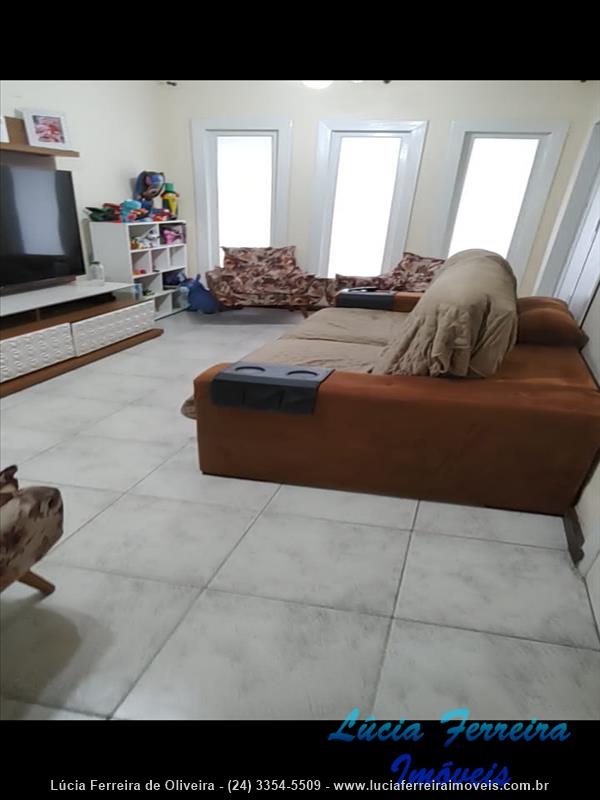 Casa para Alugar no Morada da Colina em Resende