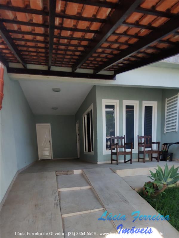 Casa para Alugar no Morada da Colina em Resende