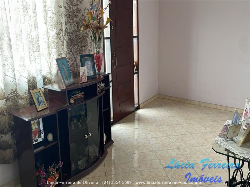Casa a Venda no Vila Santa Cecília em Resende