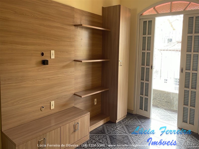 Casa para Alugar no Morada da Colina em Resende