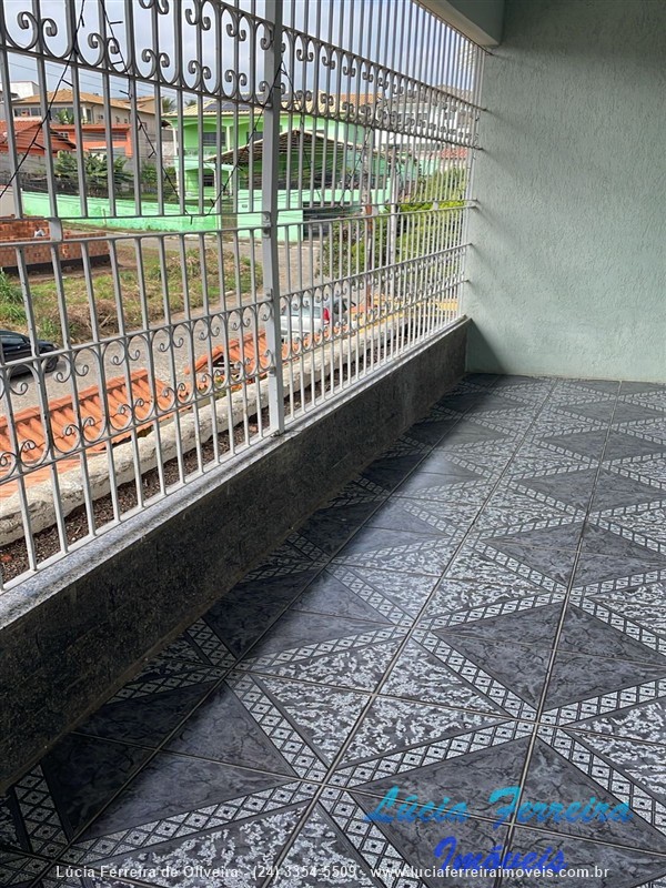 Casa para Alugar no Morada da Colina em Resende