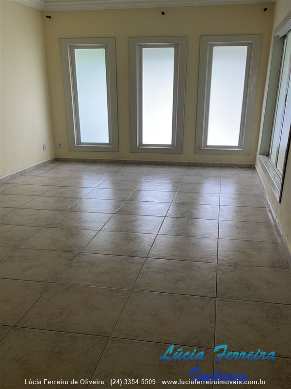 Casa para Alugar no Morada da Colina em Resende