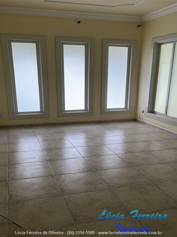 Casa para Alugar no Morada da Colina em Resende