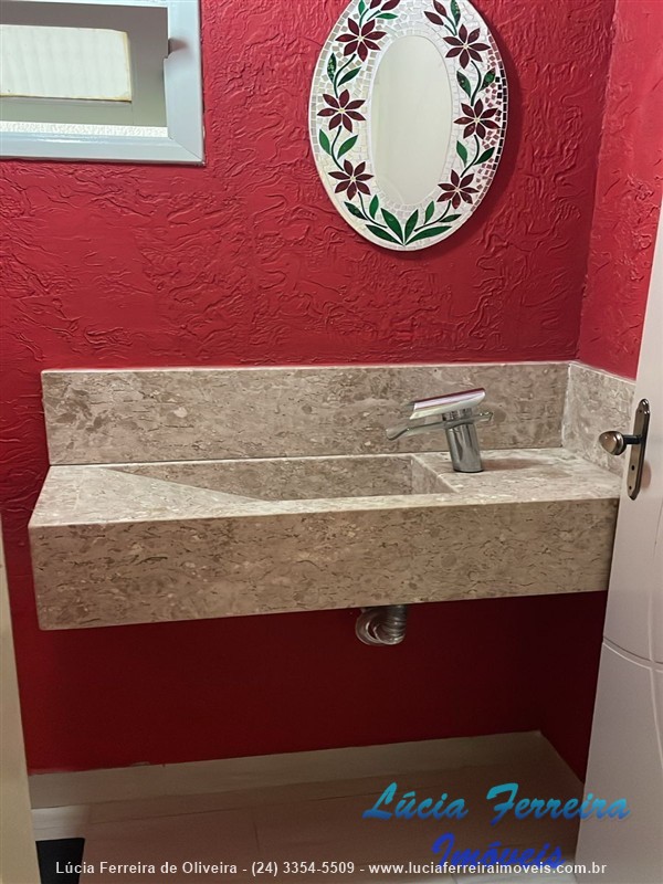 Casa para Alugar no Morada da Colina em Resende
