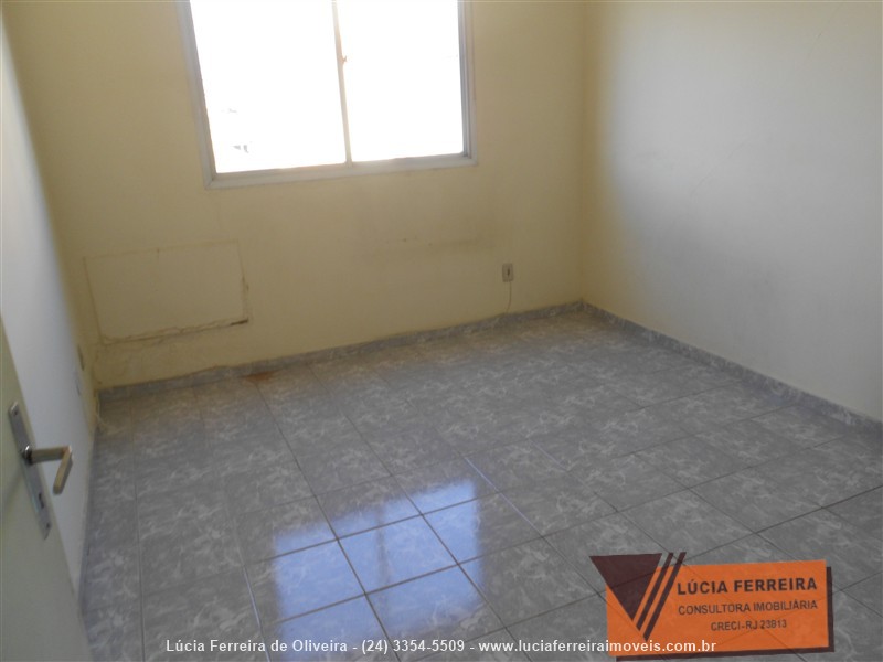 Apartamento para Alugar no Vila Julieta em Resende